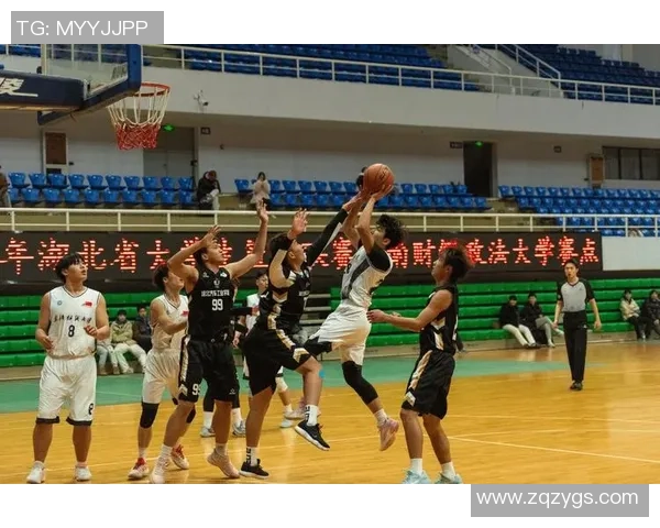 武汉篮球队在钻石联赛中以58分稳居积分榜首位展现强劲实力